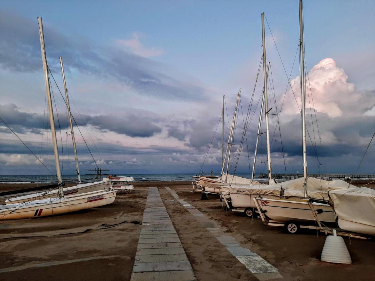 ريميني Hotel Amalfi المظهر الخارجي الصورة